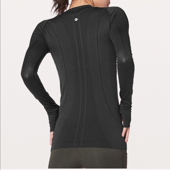 Lululemon NWT Swiftly Tech Crew Reflective 2 Black - Picture 5 of 7